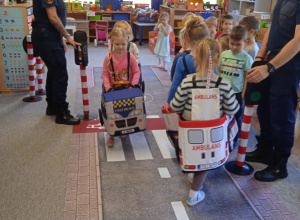 Strażnicy Miejscy z wizytą w przedszkolu