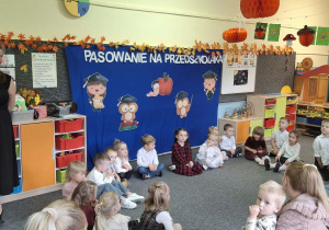 Dzieci podczas występu.