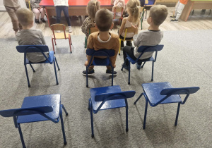 Zakodowane krzesełka a żuczkach